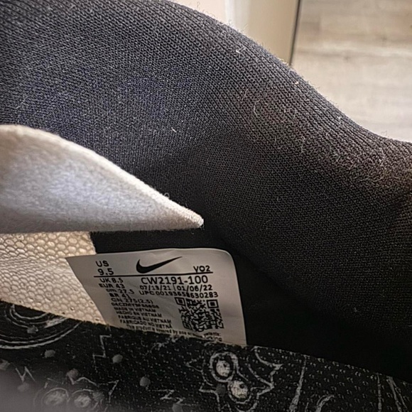 Nike Superrep Indoor Cycling Shoes in White and Black - Picture 5 of 5